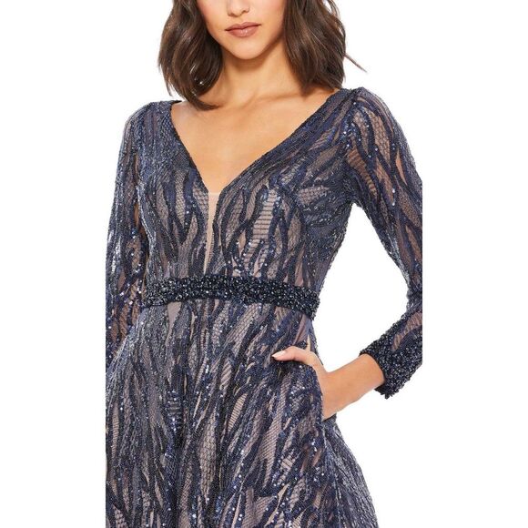 Elegant Navy Lace Evening Gown - Picture 14 of 14